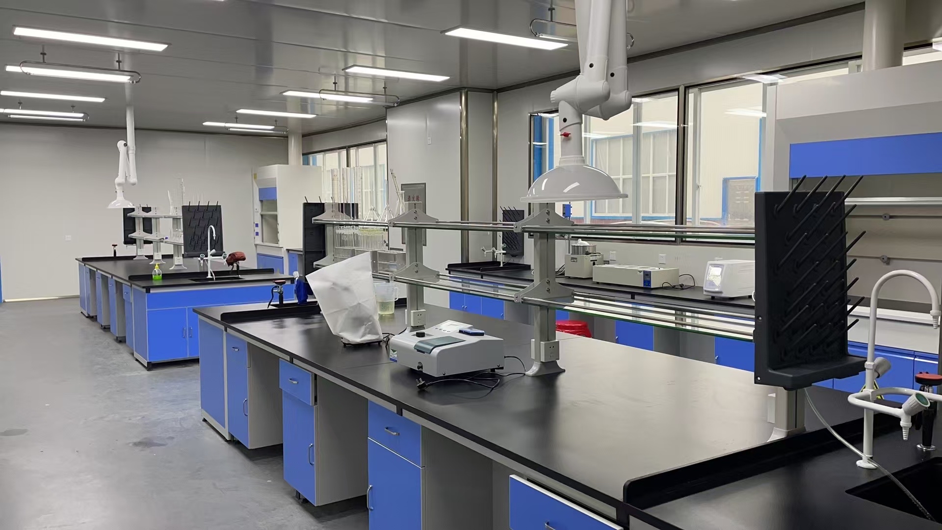 Precision laboratory monitoring